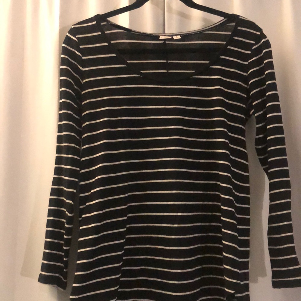 Stripped top